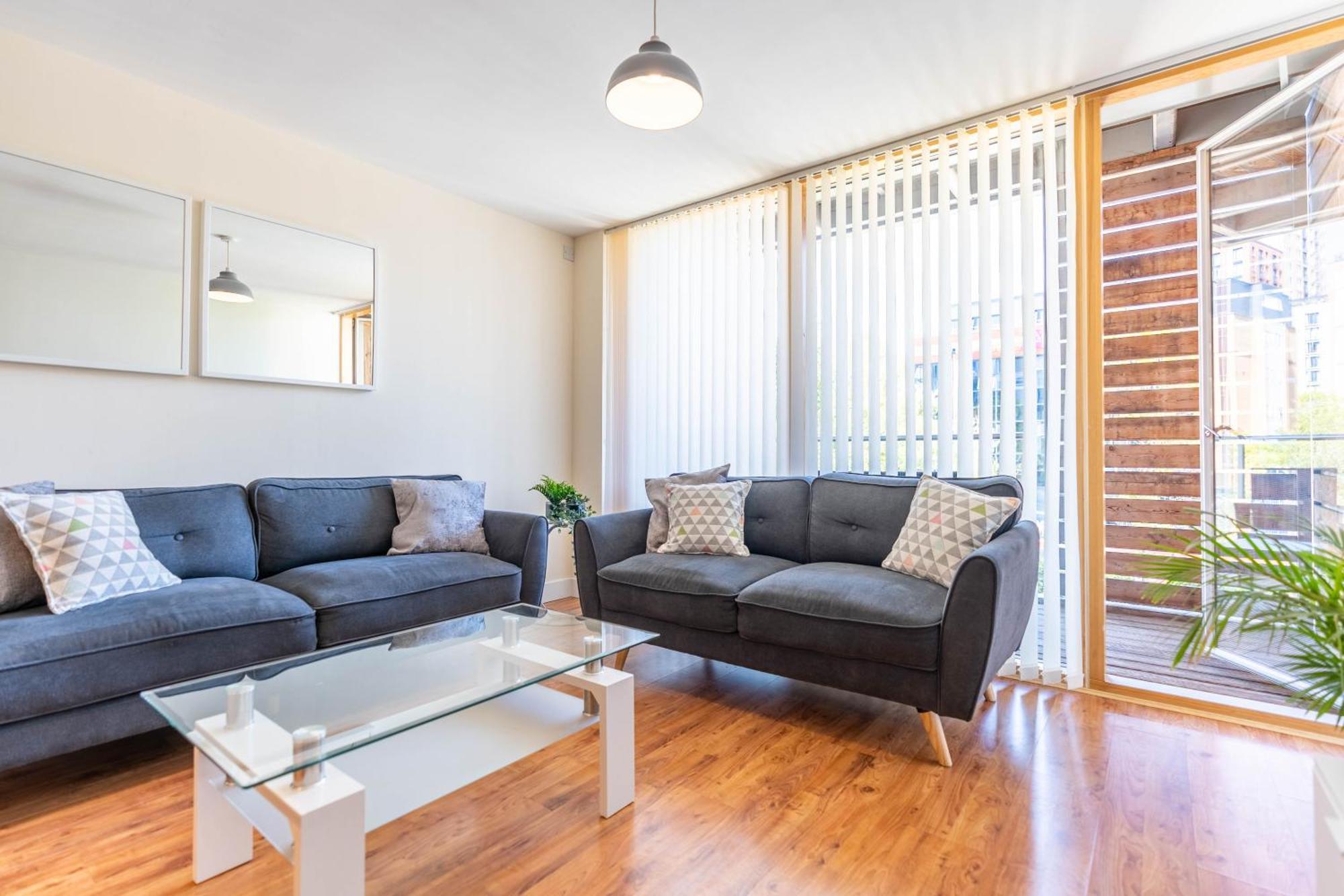 Cotels At Vizion Serviced Apartments, Superfast Broadband, Central Location, Free Parking, Fully Equipped Kitchen Milton Keynes Exteriör bild
