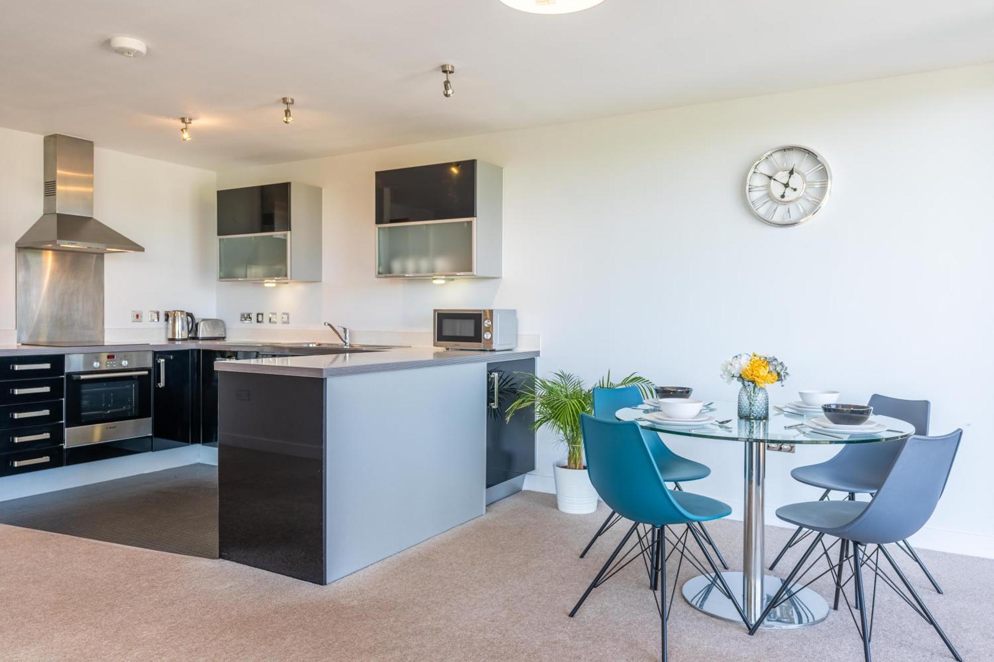 Cotels At Vizion Serviced Apartments, Superfast Broadband, Central Location, Free Parking, Fully Equipped Kitchen Milton Keynes Exteriör bild