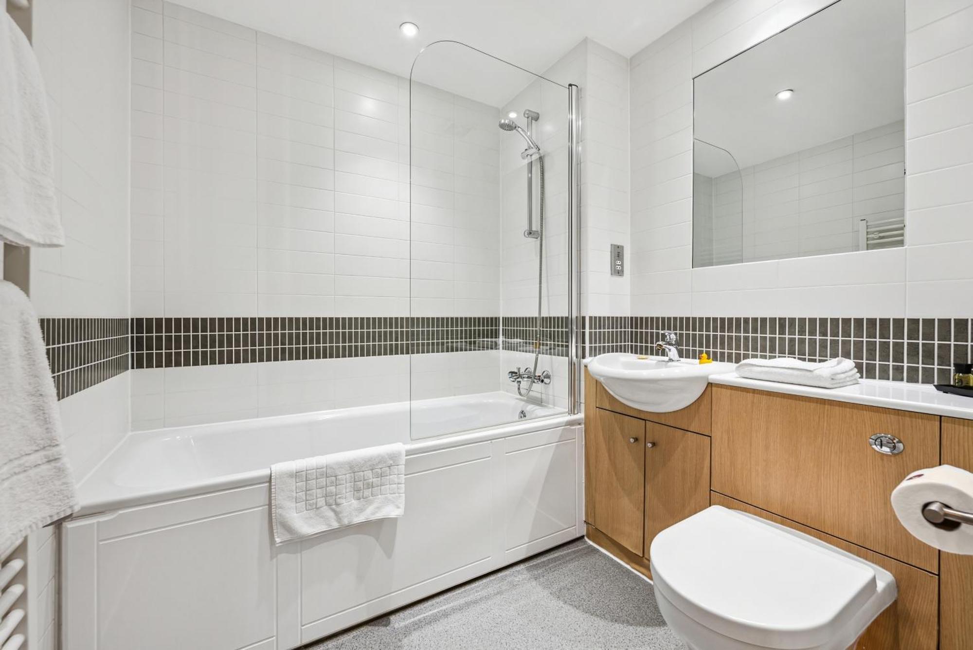 Cotels At Vizion Serviced Apartments, Superfast Broadband, Central Location, Free Parking, Fully Equipped Kitchen Milton Keynes Exteriör bild