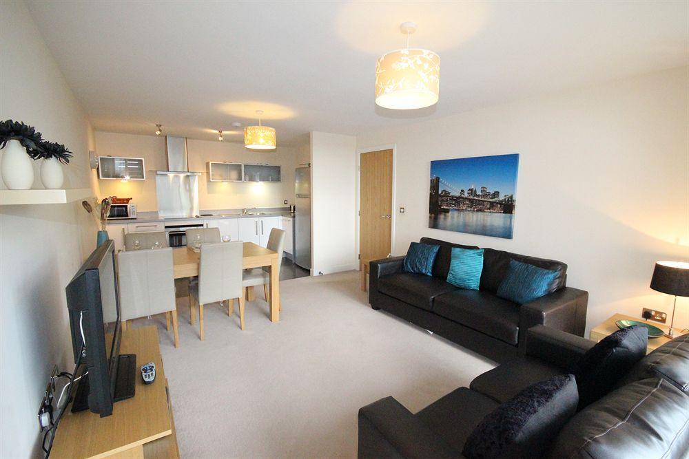 Cotels At Vizion Serviced Apartments, Superfast Broadband, Central Location, Free Parking, Fully Equipped Kitchen Milton Keynes Exteriör bild