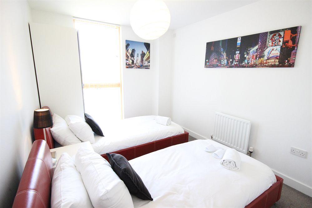 Cotels At Vizion Serviced Apartments, Superfast Broadband, Central Location, Free Parking, Fully Equipped Kitchen Milton Keynes Exteriör bild