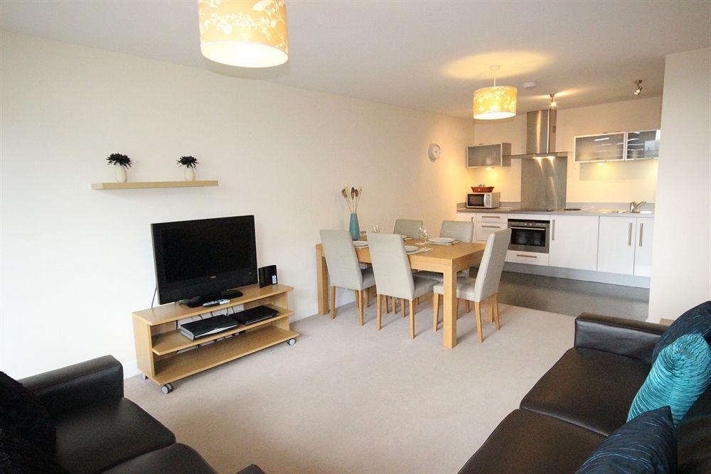 Cotels At Vizion Serviced Apartments, Superfast Broadband, Central Location, Free Parking, Fully Equipped Kitchen Milton Keynes Exteriör bild