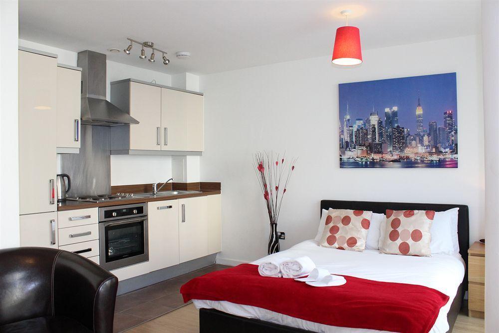 Cotels At Vizion Serviced Apartments, Superfast Broadband, Central Location, Free Parking, Fully Equipped Kitchen Milton Keynes Exteriör bild