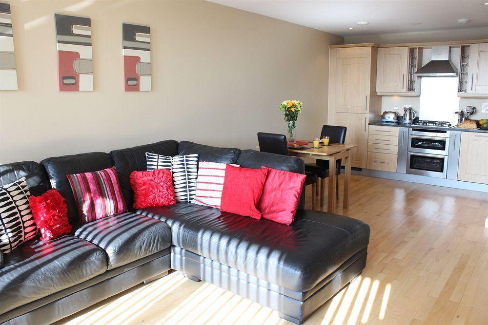 Cotels At Vizion Serviced Apartments, Superfast Broadband, Central Location, Free Parking, Fully Equipped Kitchen Milton Keynes Exteriör bild