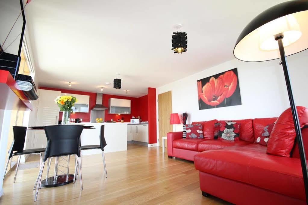 Cotels At Vizion Serviced Apartments, Superfast Broadband, Central Location, Free Parking, Fully Equipped Kitchen Milton Keynes Exteriör bild